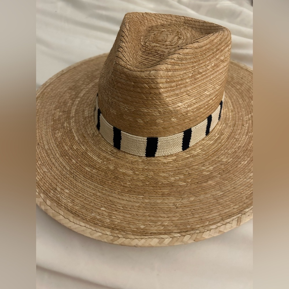 Sunshine Tienda Brenda Straw Hat with Navy and White Band